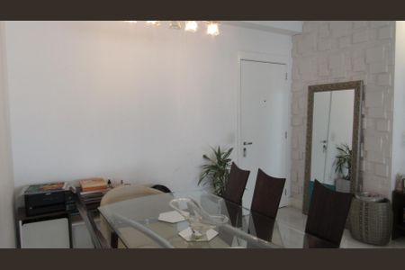 Apartamento à venda com 90m², 2 quartos e 1 vagaSala