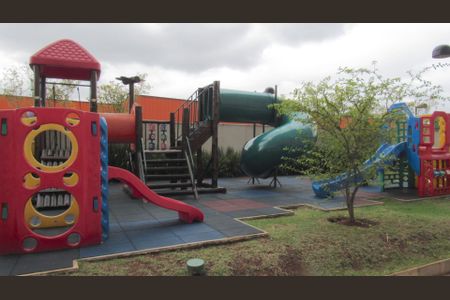 Apartamento à venda com 90m², 2 quartos e 1 vagaÁrea comum - Playground