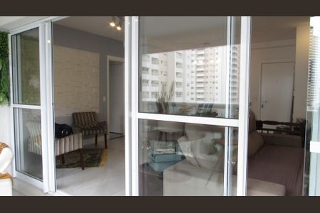 Apartamento à venda com 90m², 2 quartos e 1 vagaSala - Varanda