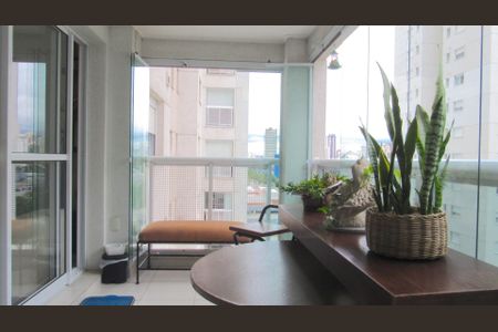 Apartamento à venda com 90m², 2 quartos e 1 vagaSala - Varanda