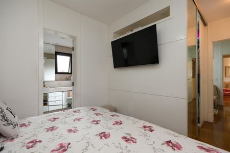 Apartamento à venda com 100m², 2 quartos e 2 vagas Apartamento à venda com 100m², 2 quartos e 2 vagasSuíte 1