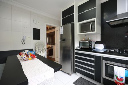 Apartamento à venda com 100m², 2 quartos e 2 vagas Apartamento à venda com 100m², 2 quartos e 2 vagasCozinha