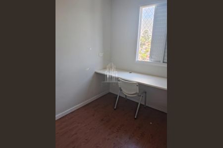 Foto 05 de apartamento para alugar com 2 quartos, 34m² em Jardim Itacolomi, São Paulo