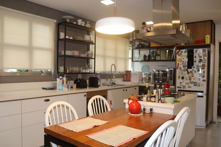 Apartamento à venda com 156m², 3 quartos e 2 vagasCozinha