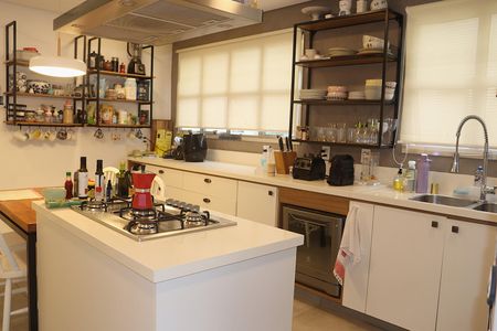 Apartamento à venda com 156m², 3 quartos e 2 vagasCozinha