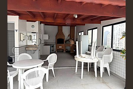 Apartamento à venda com 156m², 3 quartos e 2 vagasChurrasqueira