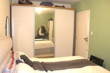 Apartamento à venda com 156m², 3 quartos e 2 vagasQuarto 2