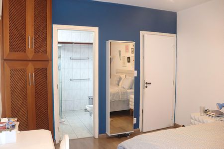 Apartamento à venda com 156m², 3 quartos e 2 vagasQuarto - Suíte