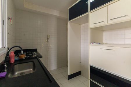 Apartamento à venda com 106m², 3 quartos e 2 vagas Apartamento à venda com 106m², 3 quartos e 2 vagasCozinha