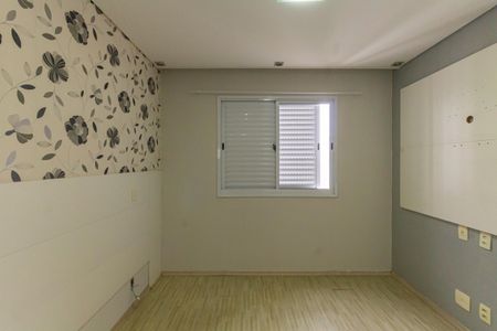 Apartamento à venda com 106m², 3 quartos e 2 vagas Apartamento à venda com 106m², 3 quartos e 2 vagasSuíte