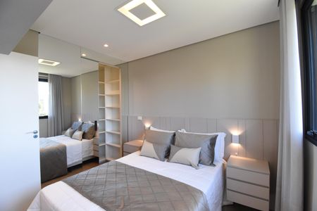 Suíte  de apartamento para alugar com 1 quarto, 50m² em São Francisco, Curitiba