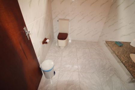 Casa para alugar com 244m², 3 quartos e 2 vagasBanheiro 3