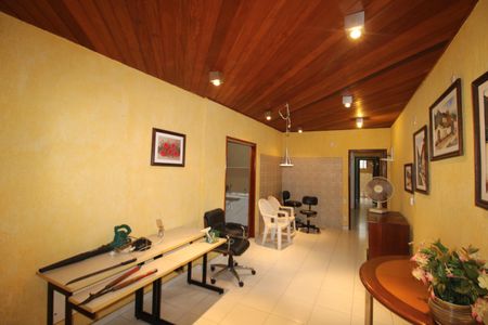 Sala de casa para alugar com 3 quartos, 244m² em Vila Romero, São Paulo