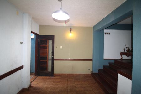 Casa para alugar com 244m², 3 quartos e 2 vagasSala 2