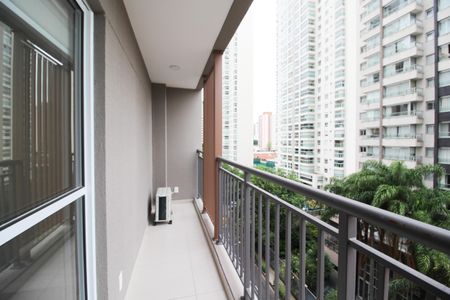 Apartamento para alugar com 30m², 1 quarto e 1 vaga Apartamento para alugar com 30m², 1 quarto e 1 vagaVaranda