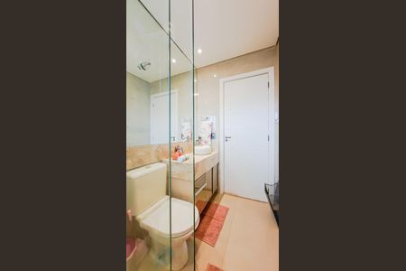 Casa para alugar com 470m², 4 quartos e 4 vagasBanheiro Social 