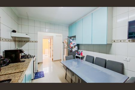 Casa para alugar com 470m², 4 quartos e 4 vagasCozinha