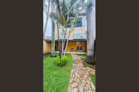 Casa para alugar com 470m², 4 quartos e 4 vagasQuintal