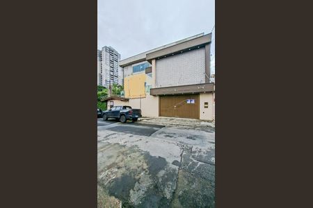 Casa para alugar com 470m², 4 quartos e 4 vagasFachada