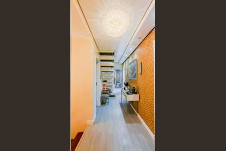 Casa para alugar com 470m², 4 quartos e 4 vagasCorredor dos Quartos