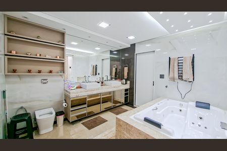 Casa para alugar com 470m², 4 quartos e 4 vagasBanheiro do Quarto 4