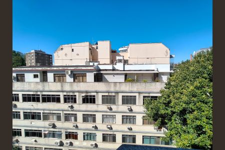 Apartamento à venda com 272m², 4 quartos e 2 vagas Apartamento à venda com 272m², 4 quartos e 2 vagasVista do Quarto 1