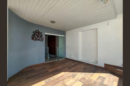 Apartamento à venda com 272m², 4 quartos e 2 vagas Apartamento à venda com 272m², 4 quartos e 2 vagasTerraço