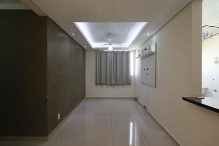 Apartamento para alugar com 54m², 2 quartos e 2 vagas Apartamento para alugar com 54m², 2 quartos e 2 vagasSala