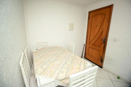 Apartamento à venda com 48m², 2 quartos e 1 vaga Apartamento à venda com 48m², 2 quartos e 1 vagaSala de Jantar