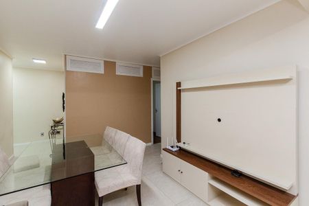 Sala de apartamento para alugar com 3 quartos, 97m² em Santo Antônio, Porto Alegre