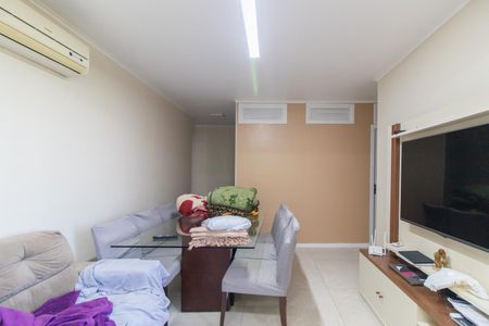 Apartamento para alugar com 97m², 3 quartos e 1 vaga Apartamento para alugar com 97m², 3 quartos e 1 vagaSala