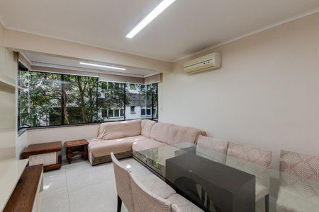 Sala de apartamento para alugar com 3 quartos, 97m² em Santo Antônio, Porto Alegre