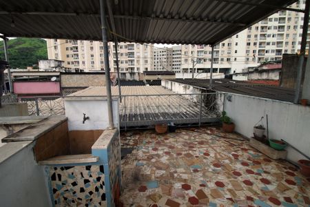 Casa para alugar com 65m², 2 quartos e sem vagaTerraço