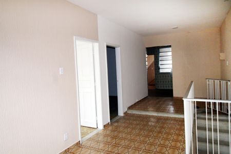 Sala de casa para alugar com 2 quartos, 65m² em Vaz Lobo, Rio de Janeiro