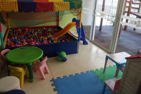 Apartamento à venda com 78m², 2 quartos e 2 vagasBrinquedoteca