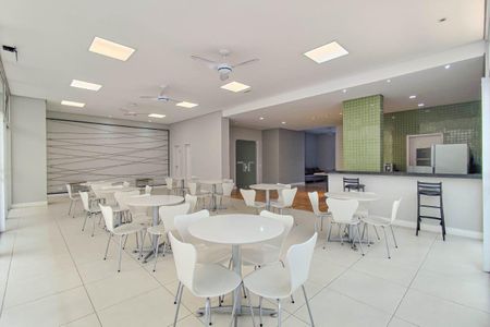 Apartamento à venda com 75m², 2 quartos e 2 vagas Apartamento à venda com 75m², 2 quartos e 2 vagasÁrea externa