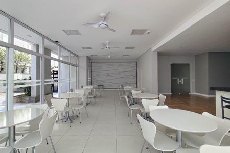 Apartamento à venda com 75m², 2 quartos e 2 vagas Apartamento à venda com 75m², 2 quartos e 2 vagasÁrea externa