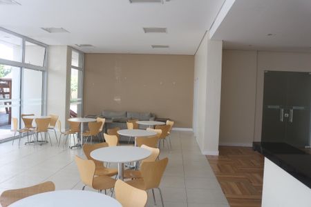 Apartamento à venda com 78m², 2 quartos e 2 vagasÁrea comum - Salão de festas