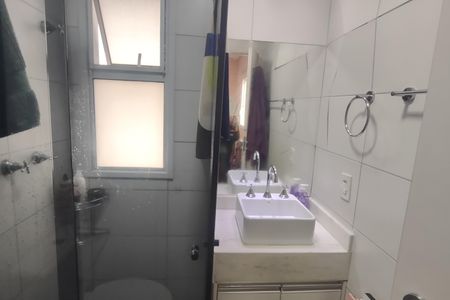 Apartamento à venda com 78m², 2 quartos e 2 vagas Apartamento à venda com 78m², 2 quartos e 2 vagasBanheiro da Suíte 2