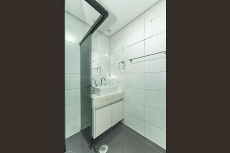 Apartamento à venda com 75m², 2 quartos e 2 vagas Apartamento à venda com 75m², 2 quartos e 2 vagasBanheiro