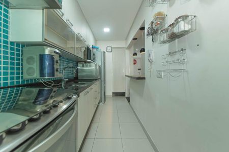 Apartamento à venda com 75m², 2 quartos e 2 vagas Apartamento à venda com 75m², 2 quartos e 2 vagasCozinha