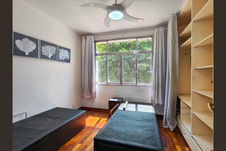 Apartamento à venda com 130m², 3 quartos e 1 vagaQuarto 2