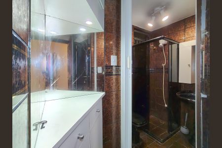 Apartamento à venda com 130m², 3 quartos e 1 vagaBanheiro da Suíte