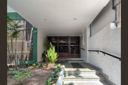 Apartamento à venda com 130m², 3 quartos e 1 vagaFachada e portaria