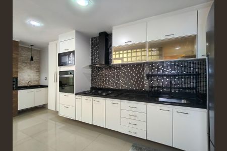 Apartamento à venda com 130m², 3 quartos e 1 vagaCozinha