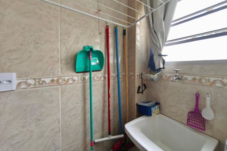 Apartamento à venda com 70m², 3 quartos e 1 vaga Apartamento à venda com 70m², 3 quartos e 1 vagaÁrea de Serviço