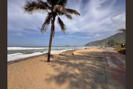 Apartamento para alugar com 75m², 2 quartos e 2 vagas Apartamento para alugar com 75m², 2 quartos e 2 vagasPraia