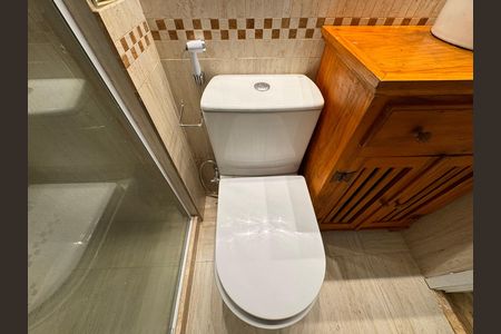 Apartamento para alugar com 75m², 2 quartos e 2 vagas Apartamento para alugar com 75m², 2 quartos e 2 vagasSuíte 1 - Banheiro