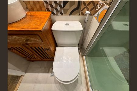Apartamento para alugar com 75m², 2 quartos e 2 vagas Apartamento para alugar com 75m², 2 quartos e 2 vagasSuíte 2 - Banheiro