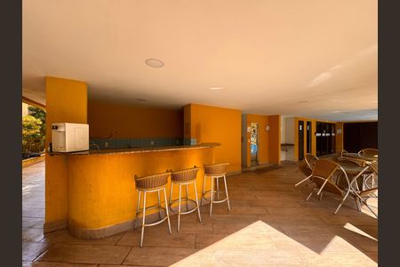 Apartamento para alugar com 75m², 2 quartos e 2 vagas
